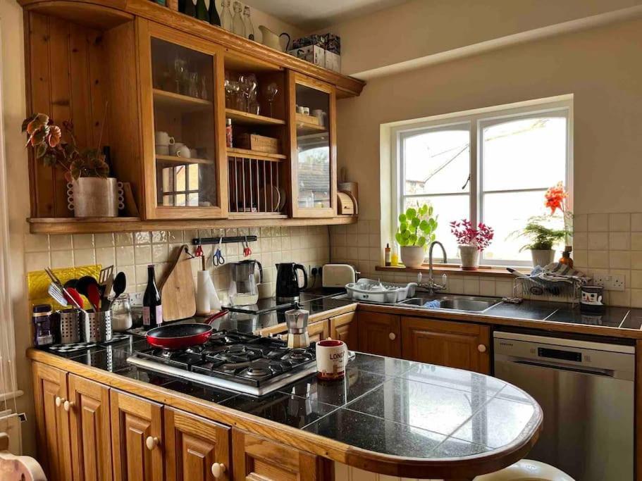 Cb53 Tower Bridge Townhouse 2 Bathrooms & Free Parking Londen Buitenkant foto